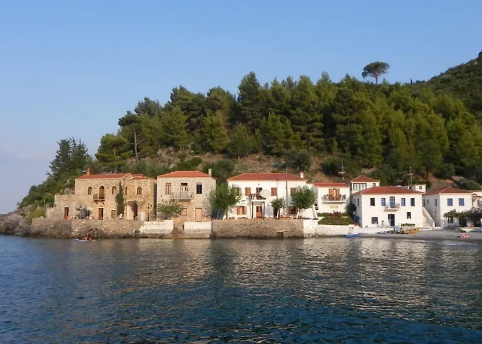 Mouragio Gæstehus Kyparíssion