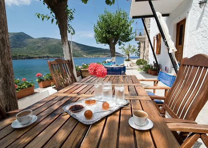 Mouragio بيت ضيافة 3*