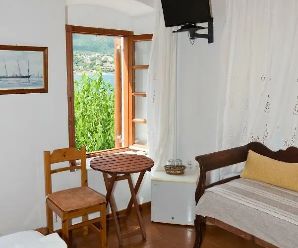 Mouragio بيت ضيافة 3*