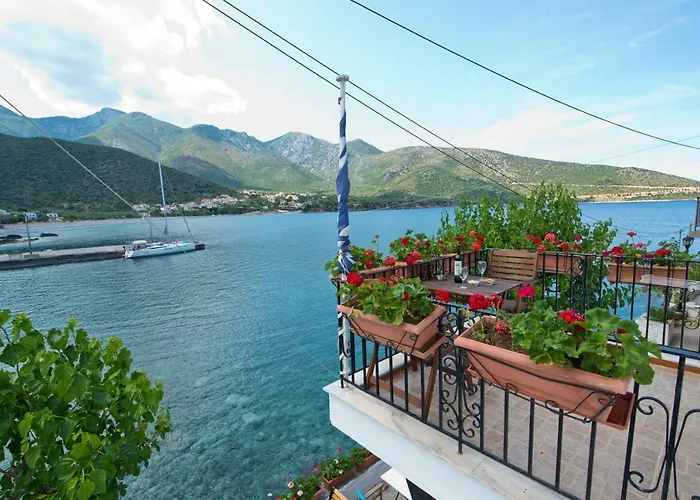 Mouragio بيت ضيافة Kyparíssion