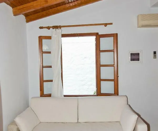 Mouragio بيت ضيافة 3*