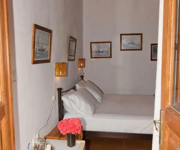 Mouragio 3* Kyparíssion