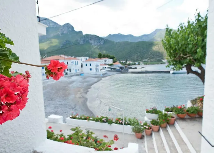 Mouragio بيت ضيافة